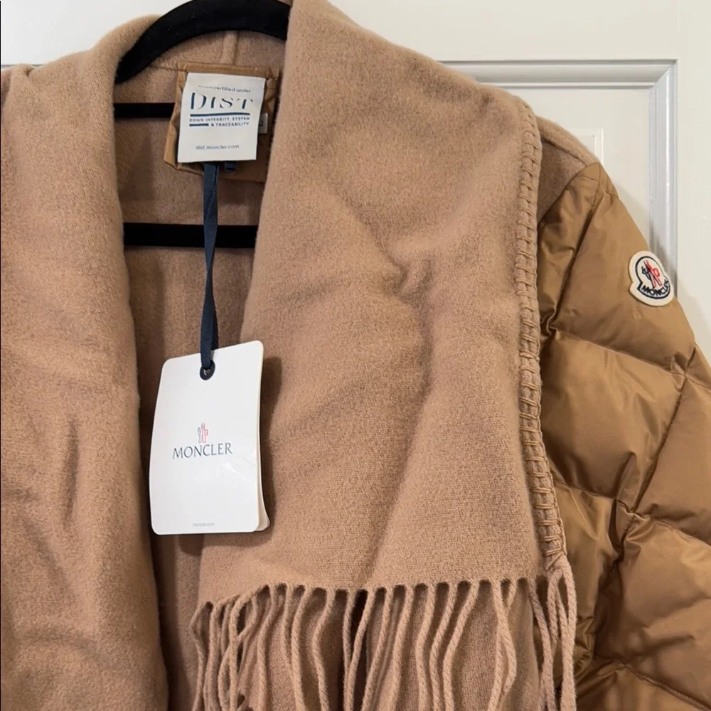 NWT Moncler Tan Cape with Fringe Detail - Picture 3 of 8